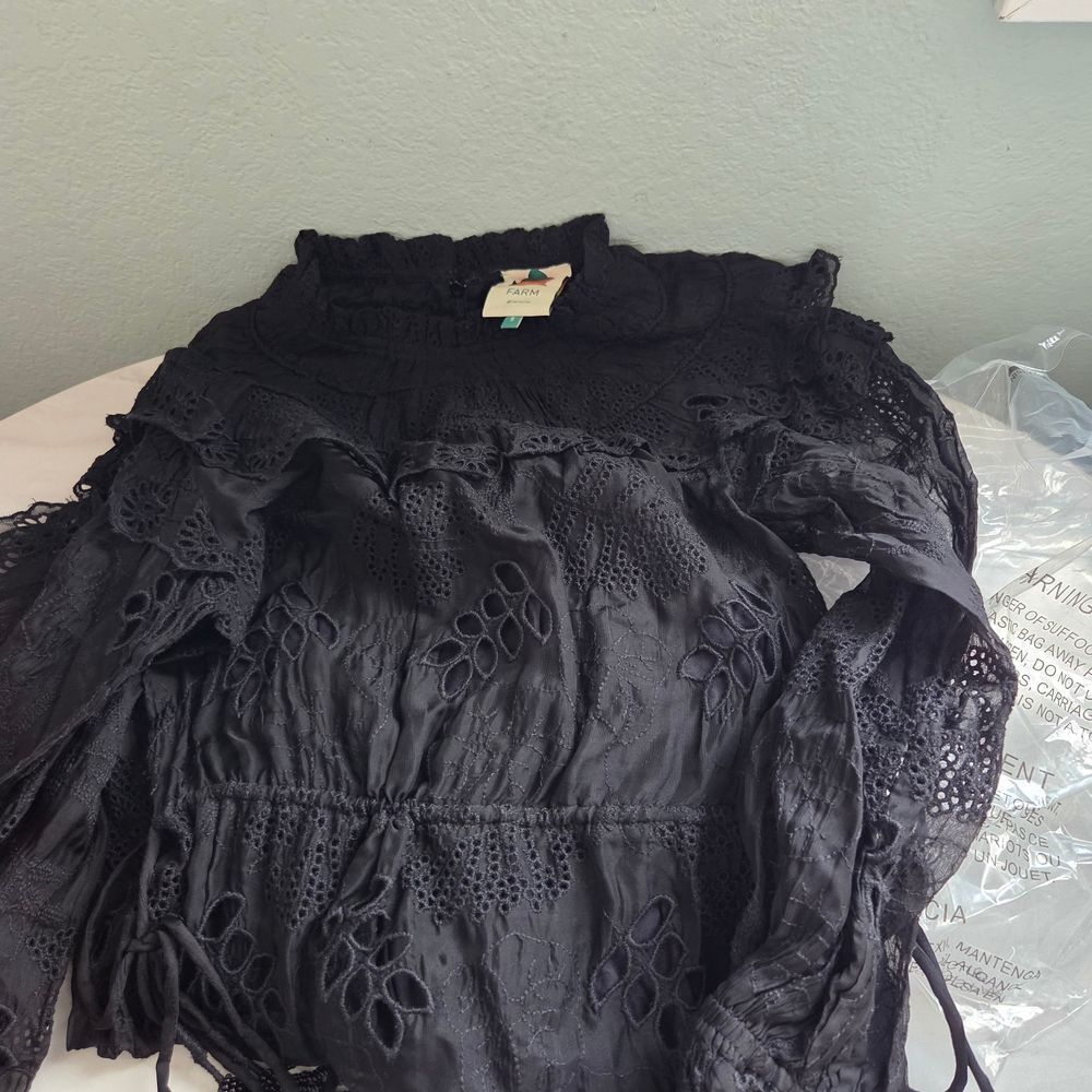 Farm Rio Flowered  Minidress Size Small - Picture 3 of 5